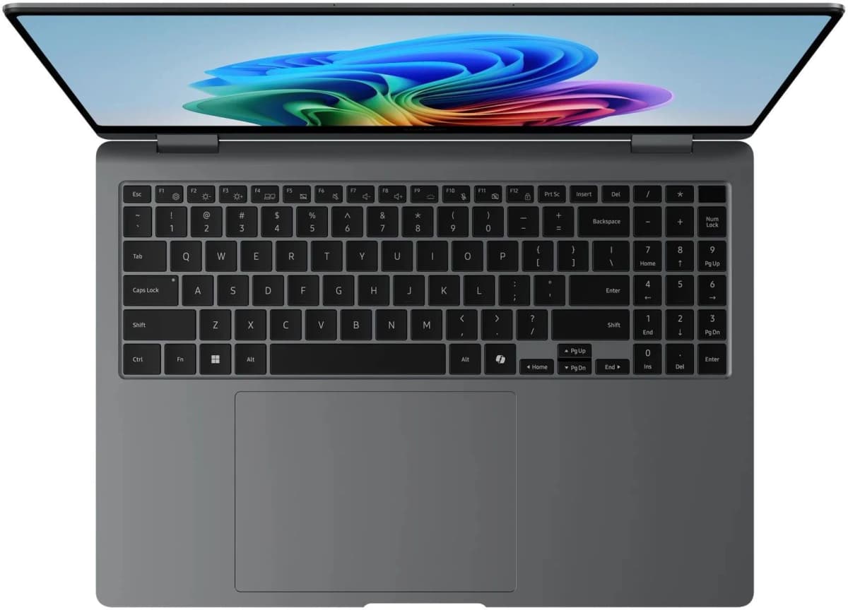Galaxy Book5 Pro 16″ 512 ГБ Серый — вид сзади